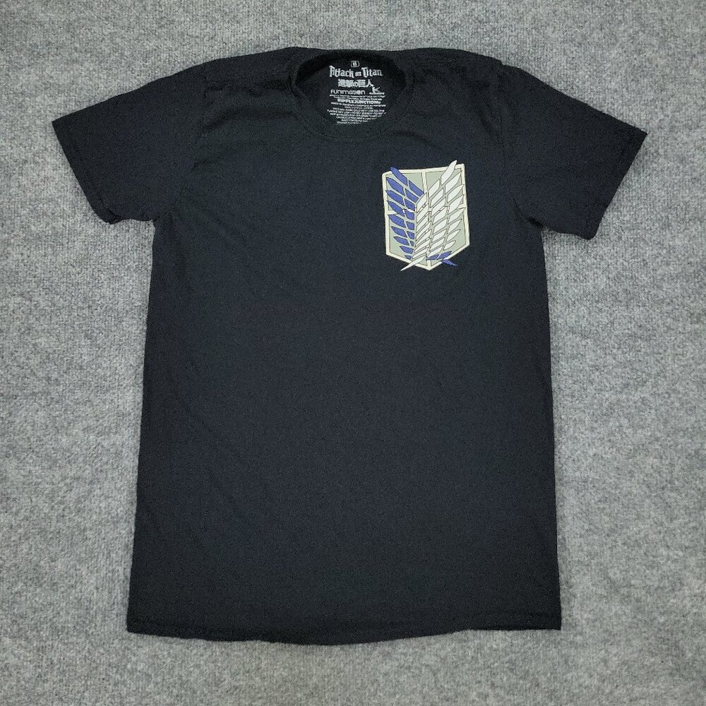 Attack On Titan Shirt Men Medium Black Anime Graphic Tee Crew Neck Short Sleeve